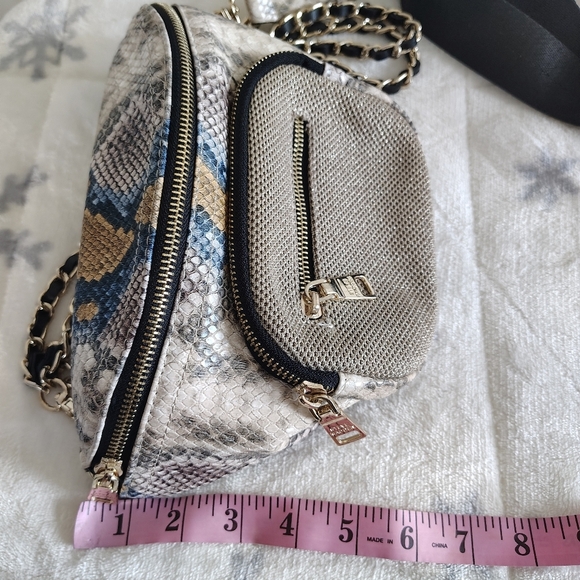 Steve Madden Cliff Multi Snake Crossbody Bag - Picture 9 of 10
